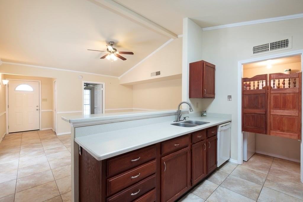 4514 Carr St - Photo 5 of 25