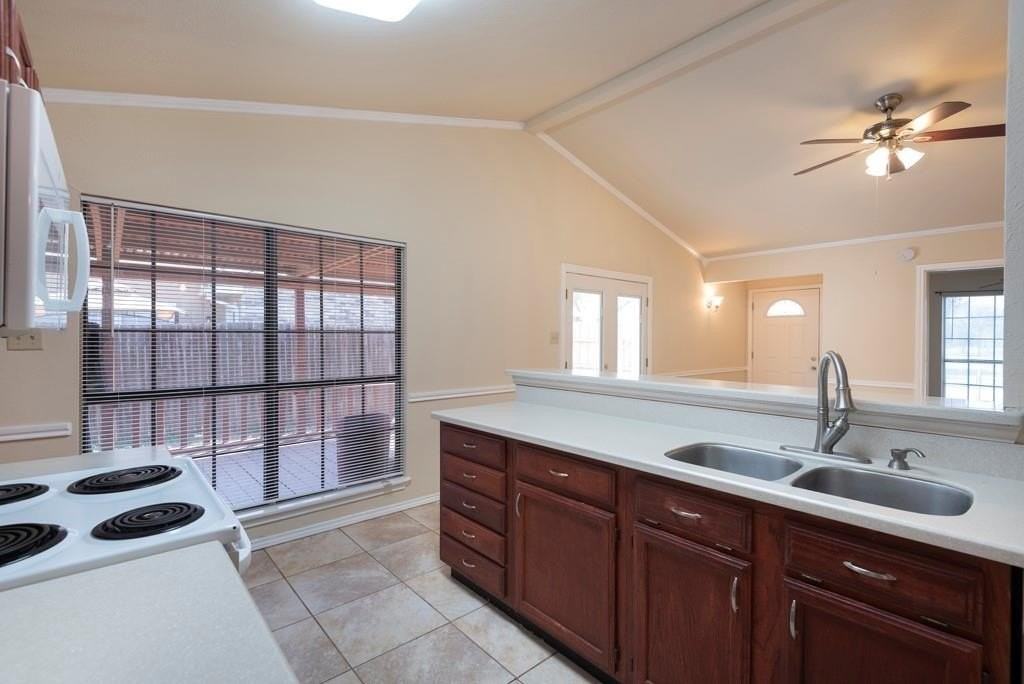 4514 Carr St - Photo 6 of 25