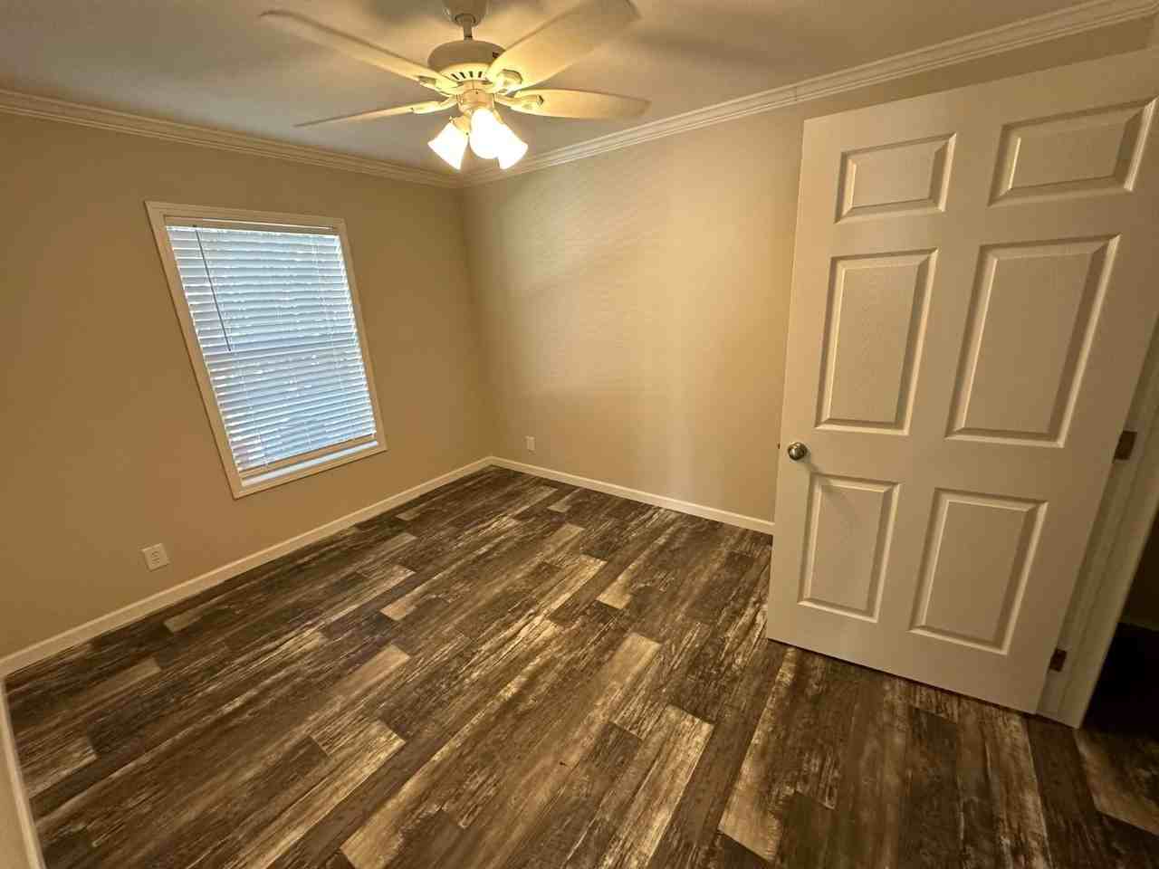 1600 Ne 12th Ave #38 - Photo 6 of 7