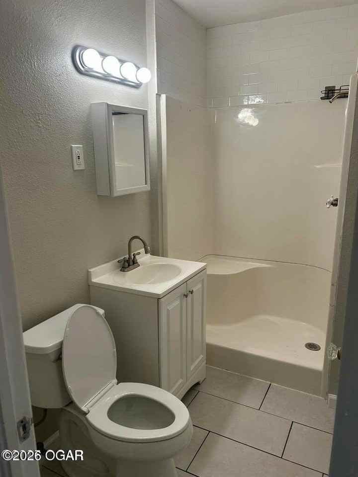 306 N Connor Ave - Photo 4 of 7