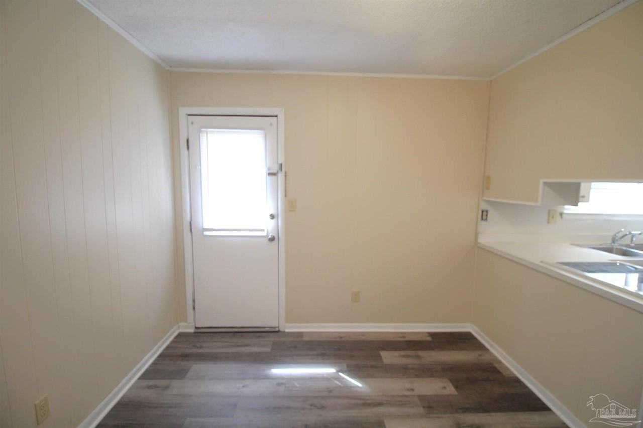 3219 Fresno Ave - Photo 7 of 17