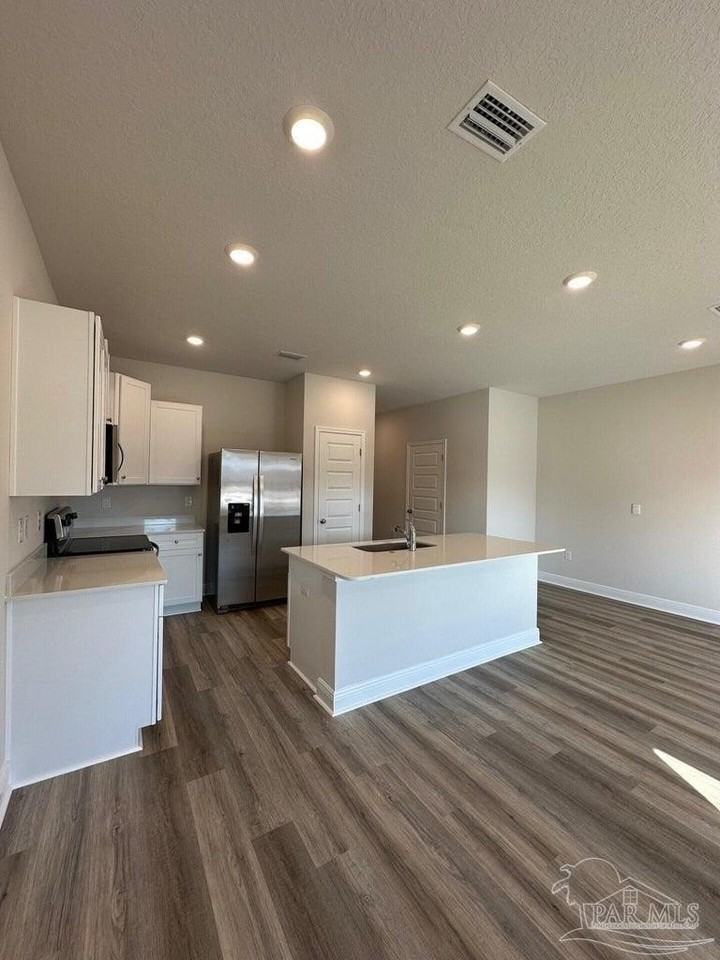 5737 Stellarjay St - Photo 2 of 42