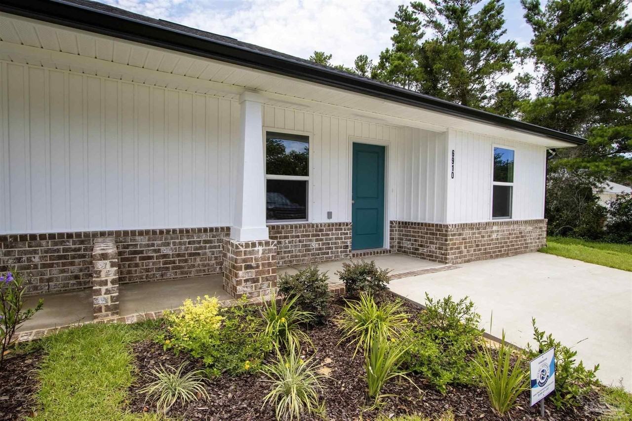 6910 Sea Turtle Cir - Photo 2 of 34