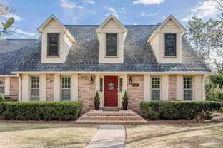 405 Canterbury Ln - Photo 1 of 1