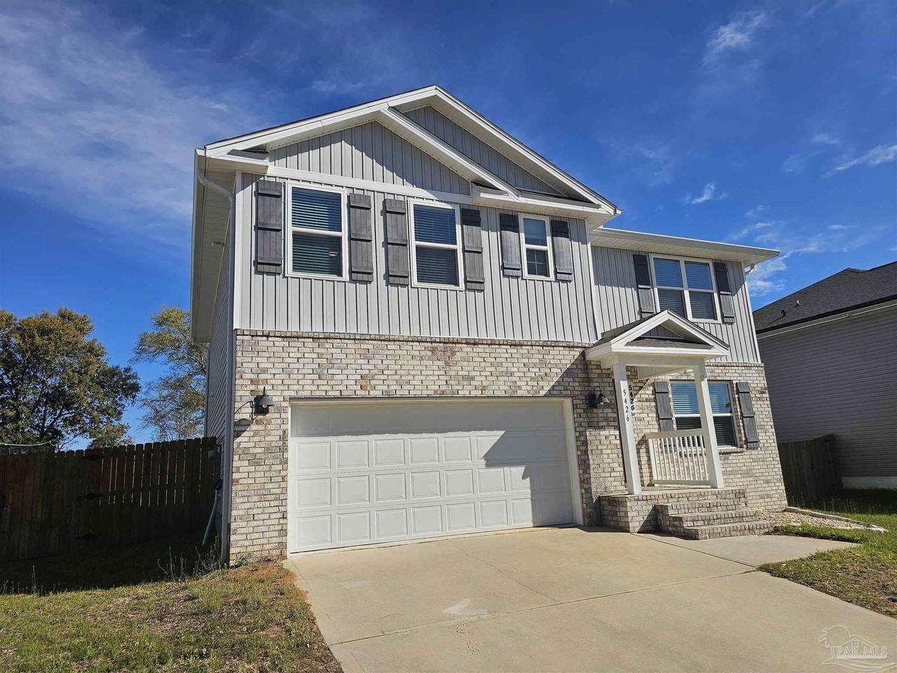 5426 Merlin Way - Photo 3 of 40