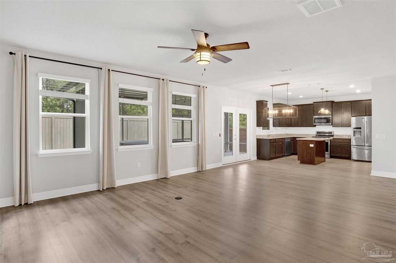 4809 Fish Hawk Ct - Photo 6 of 32