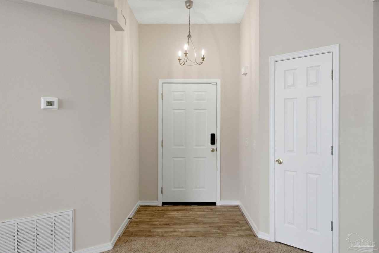 342 Mizzen Ln - Photo 5 of 35