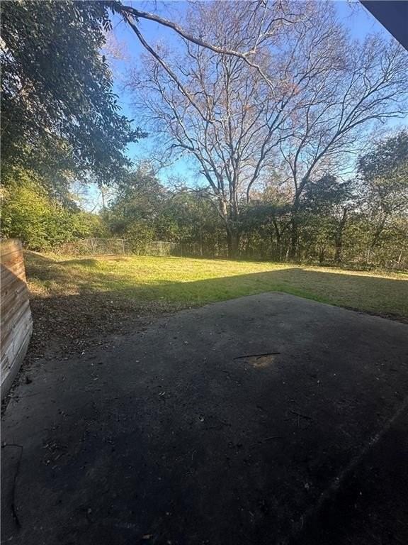 2108 9th Ave - Photo 3 of 3