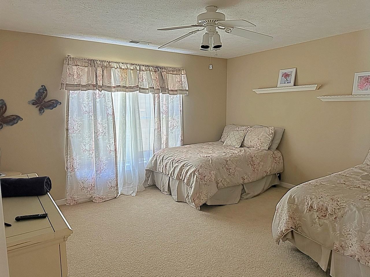 554 Pinecrest Dr - Photo 6 of 33