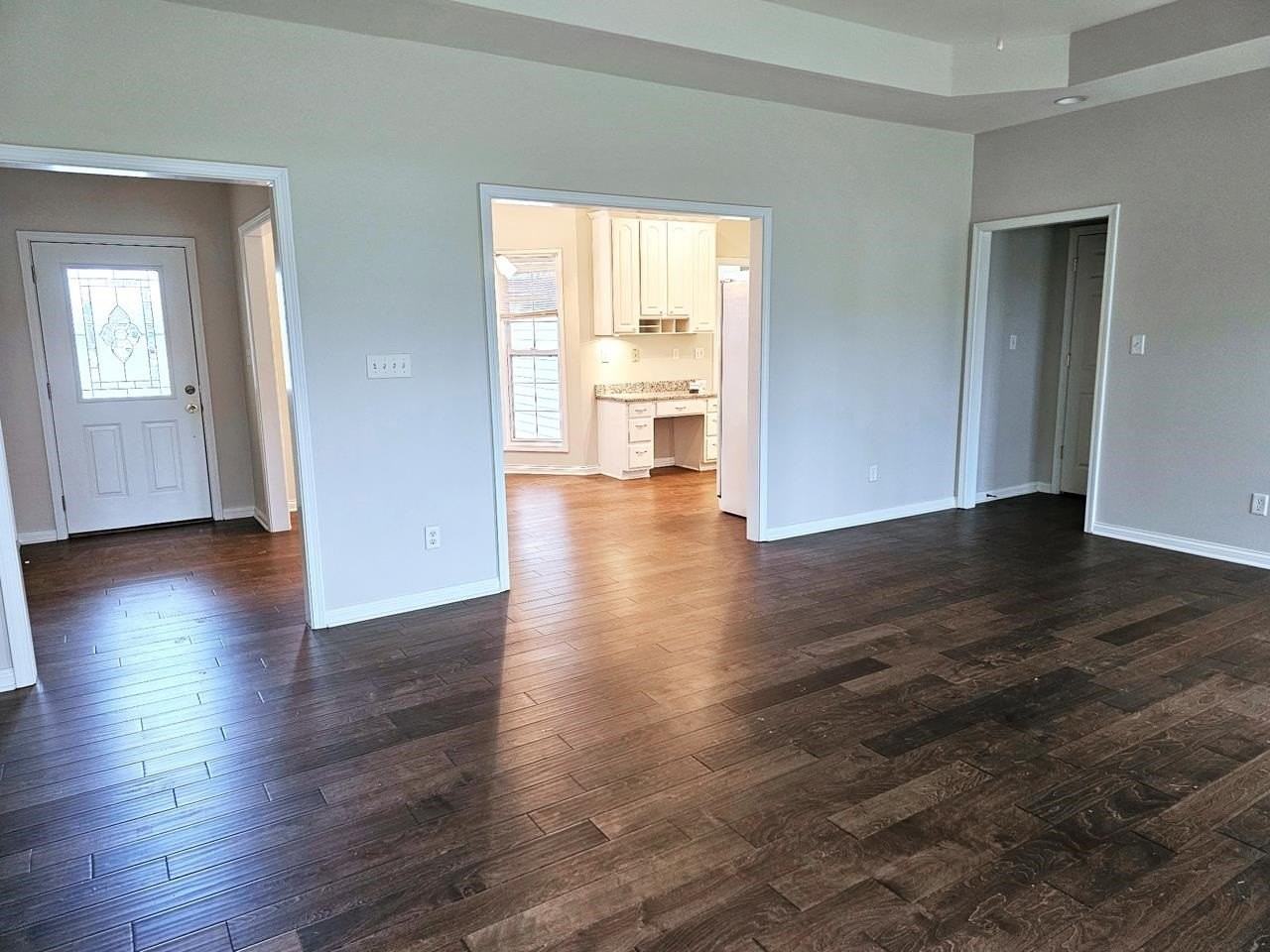 1370 Trillium Ln - Photo 3 of 7