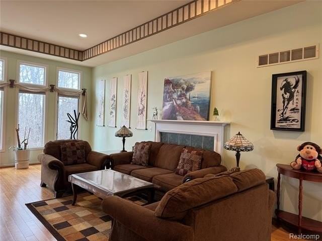 40342 Riverbend Dr - Photo 2 of 26