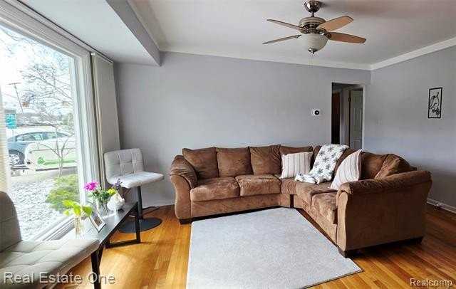 4217 Crooks Rd - Photo 3 of 17