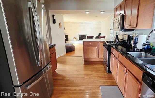 4217 Crooks Rd - Photo 6 of 17