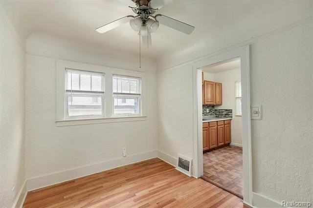 139 Draper Ave #1 - Photo 4 of 10