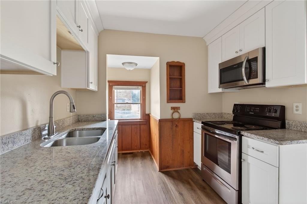 1017 Little Bay Ave - Photo 7 of 26