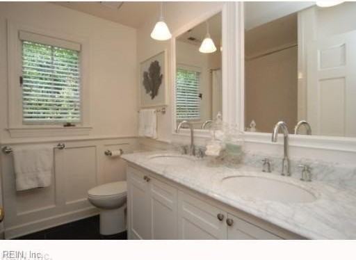 925 Windsor Rd - Photo 6 of 16