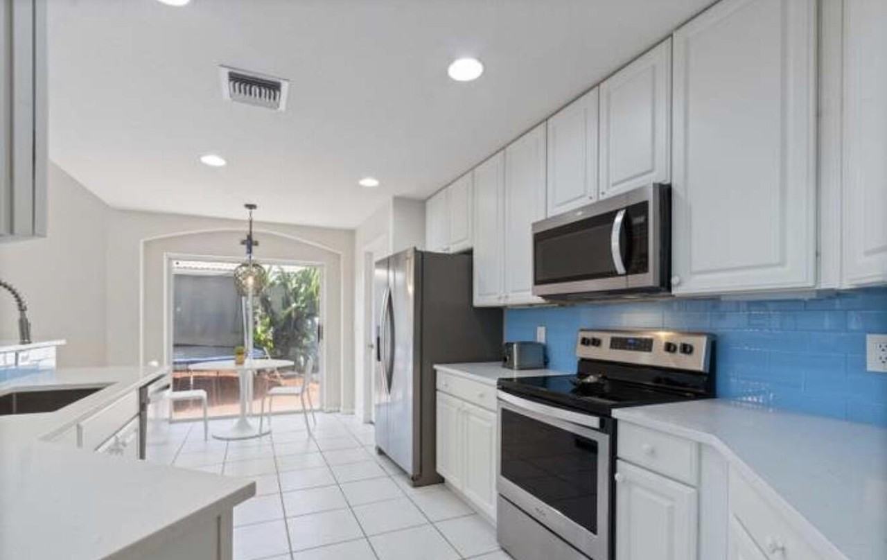 23426 Alzira Cir - Photo 5 of 26