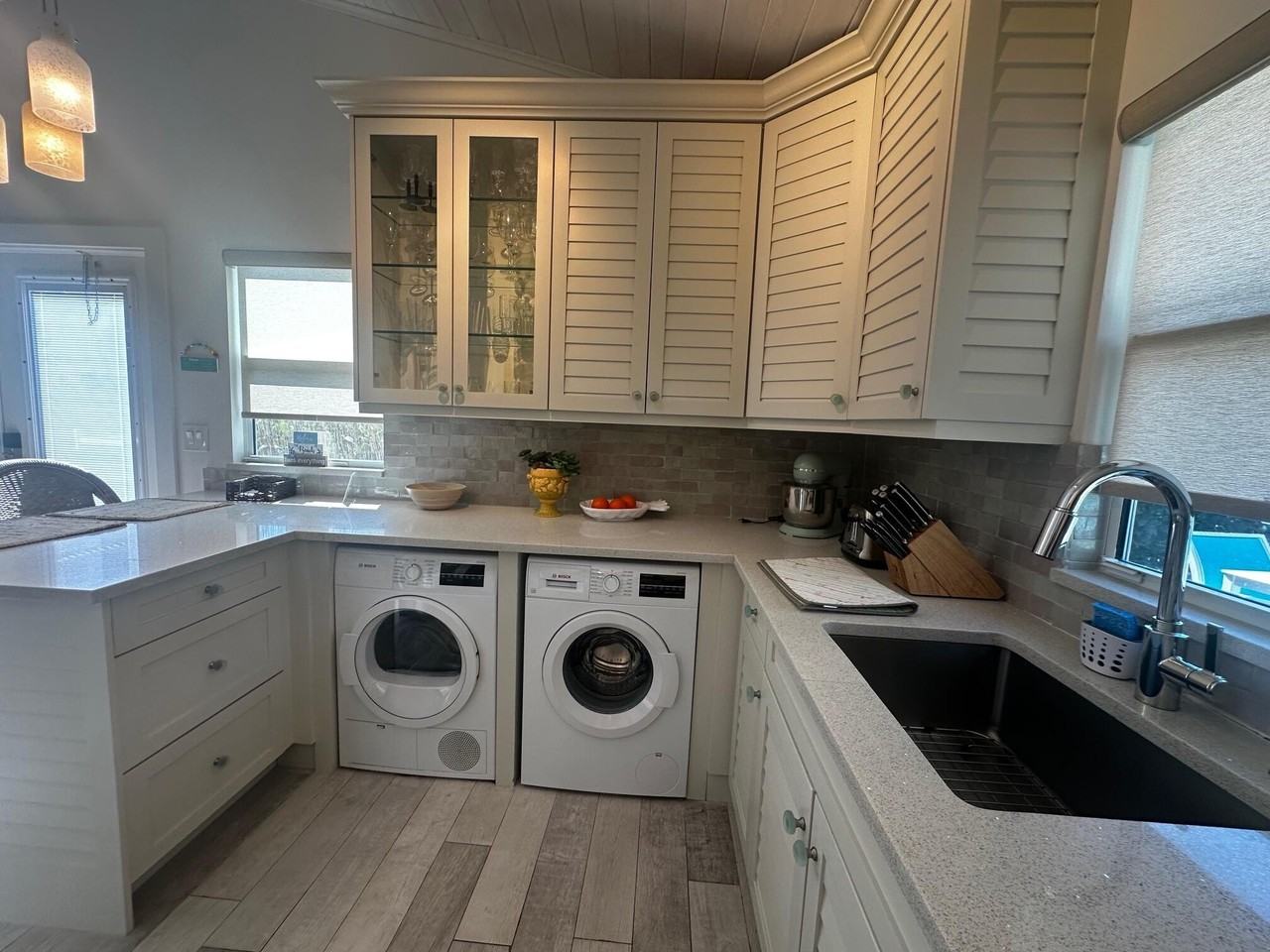 323 Ne 7th Ave Apt B - Photo 6 of 16