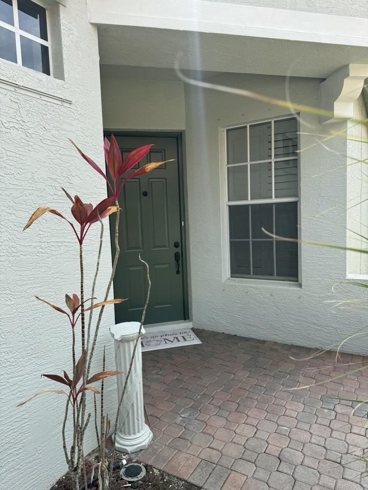 788 Sw Munjack Cir - Photo 2 of 21