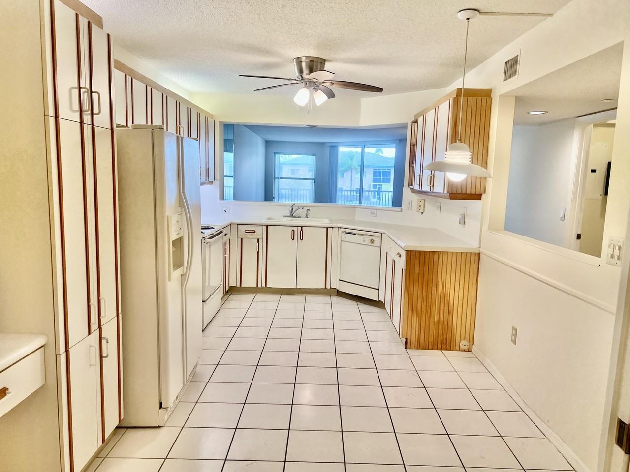 7843 Granville Dr - Photo 2 of 17