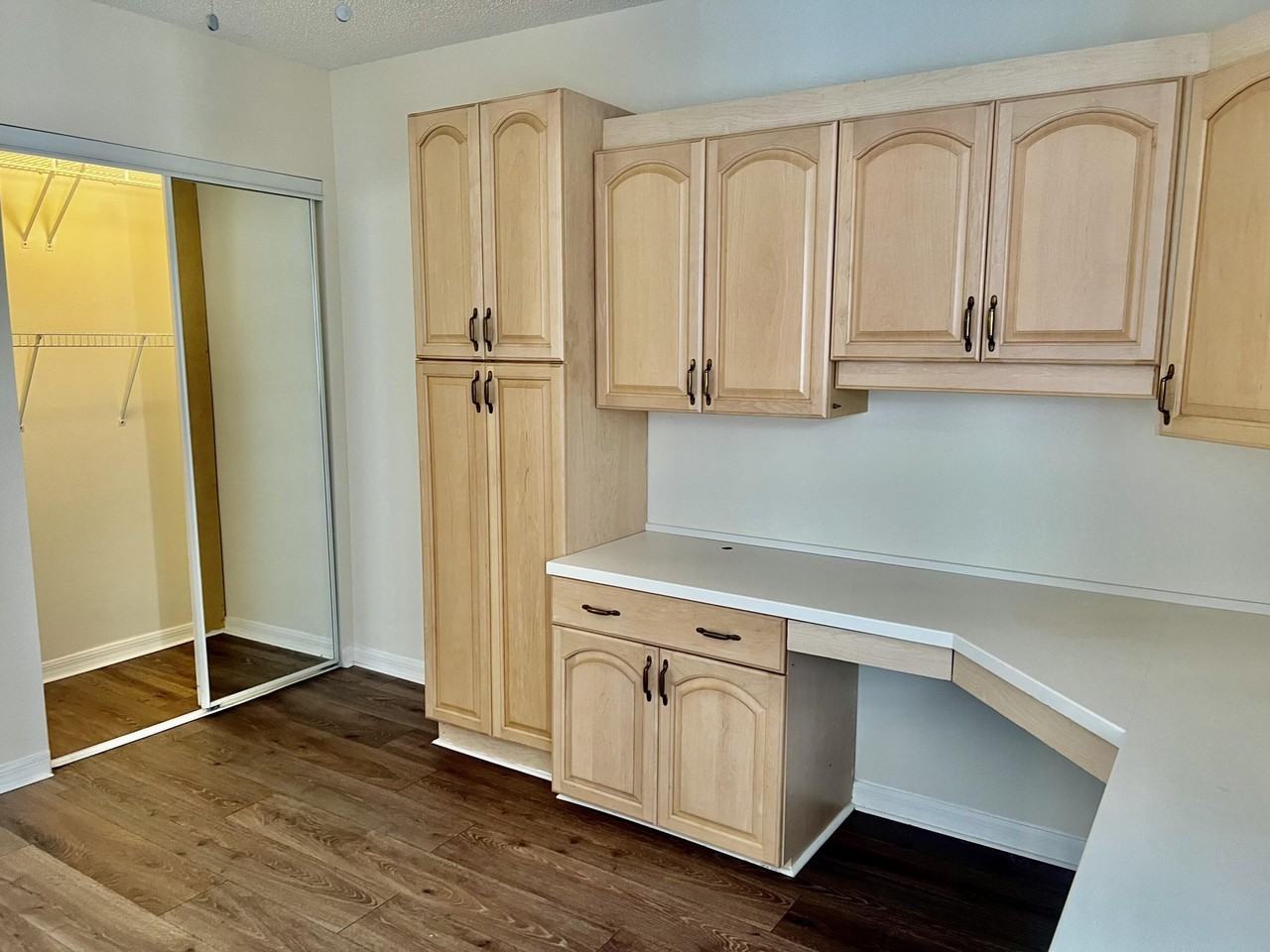 7843 Granville Dr - Photo 4 of 17