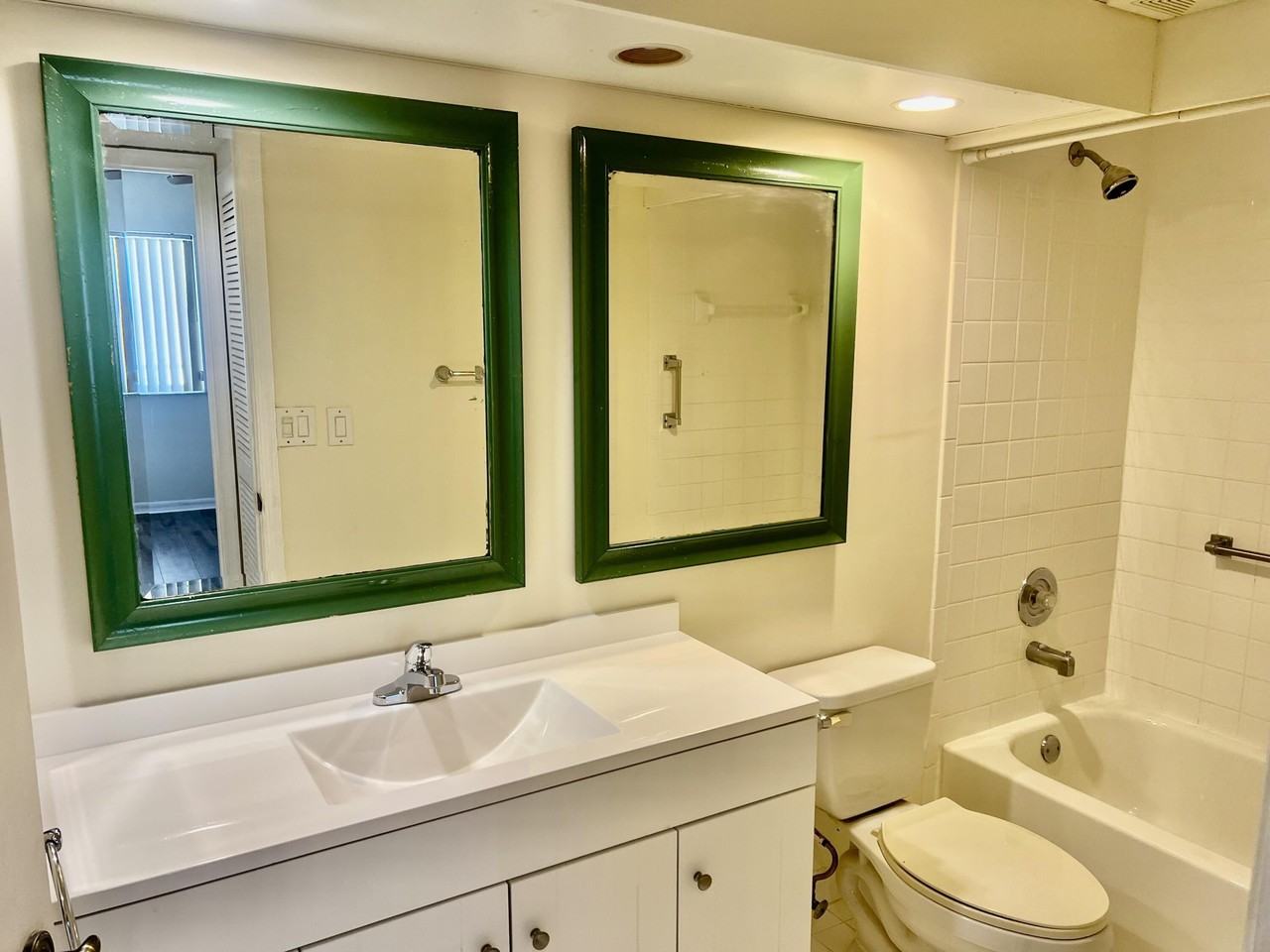 7843 Granville Dr - Photo 5 of 17