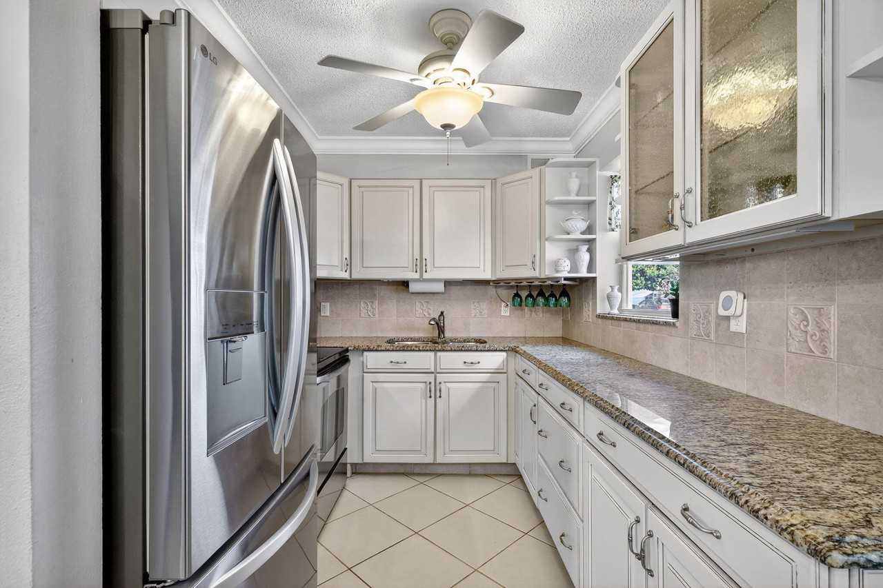 480 Horizons W - Photo 4 of 6