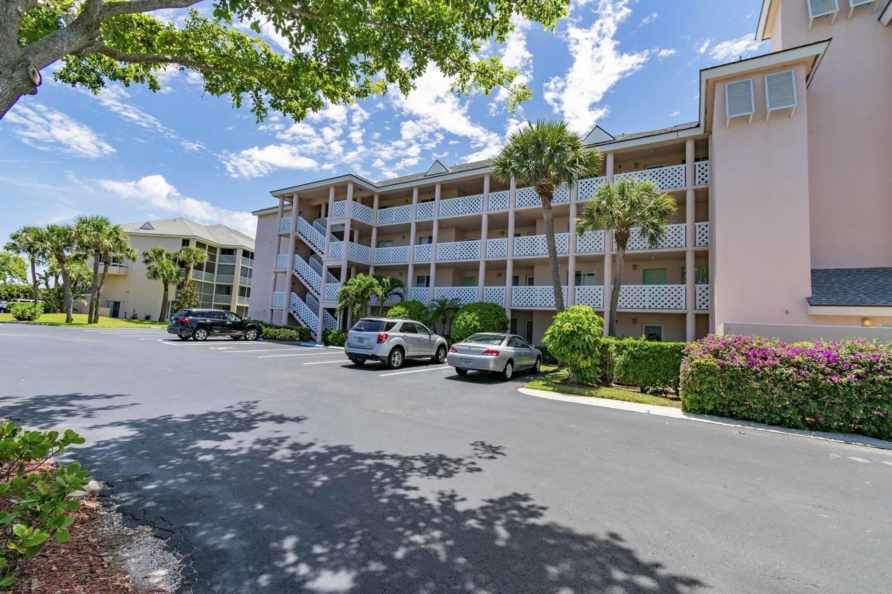 353 S Us Highway 1 Apt F407 - Photo 2 of 30