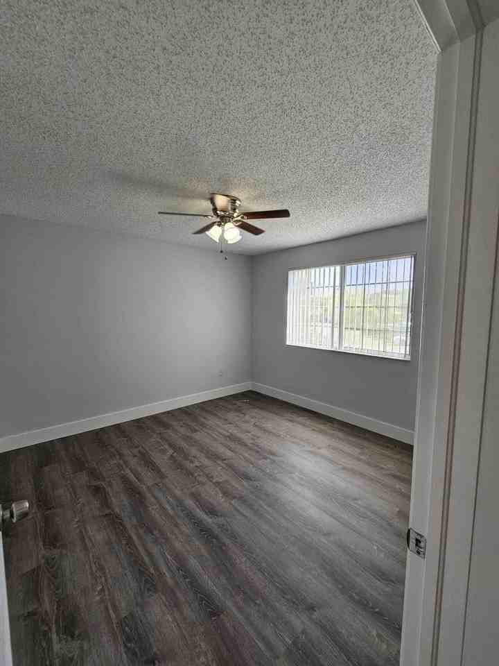1100 Crestwood Ct S Apt 1116 - Photo 6 of 12