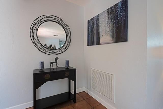 1311 Sw 56th Ave - Photo 7 of 31