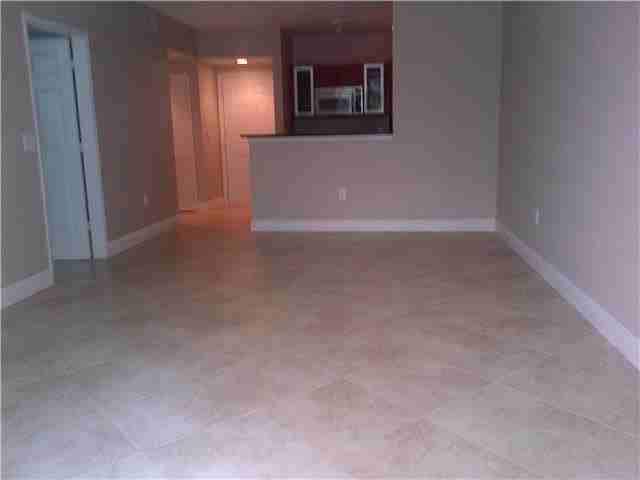 625 Casa Loma Blvd Unit 307 - Photo 4 of 32