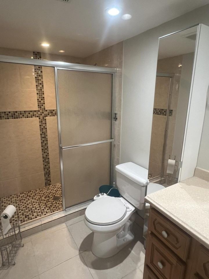 632 Saxony Pl Unit N - Photo 6 of 18