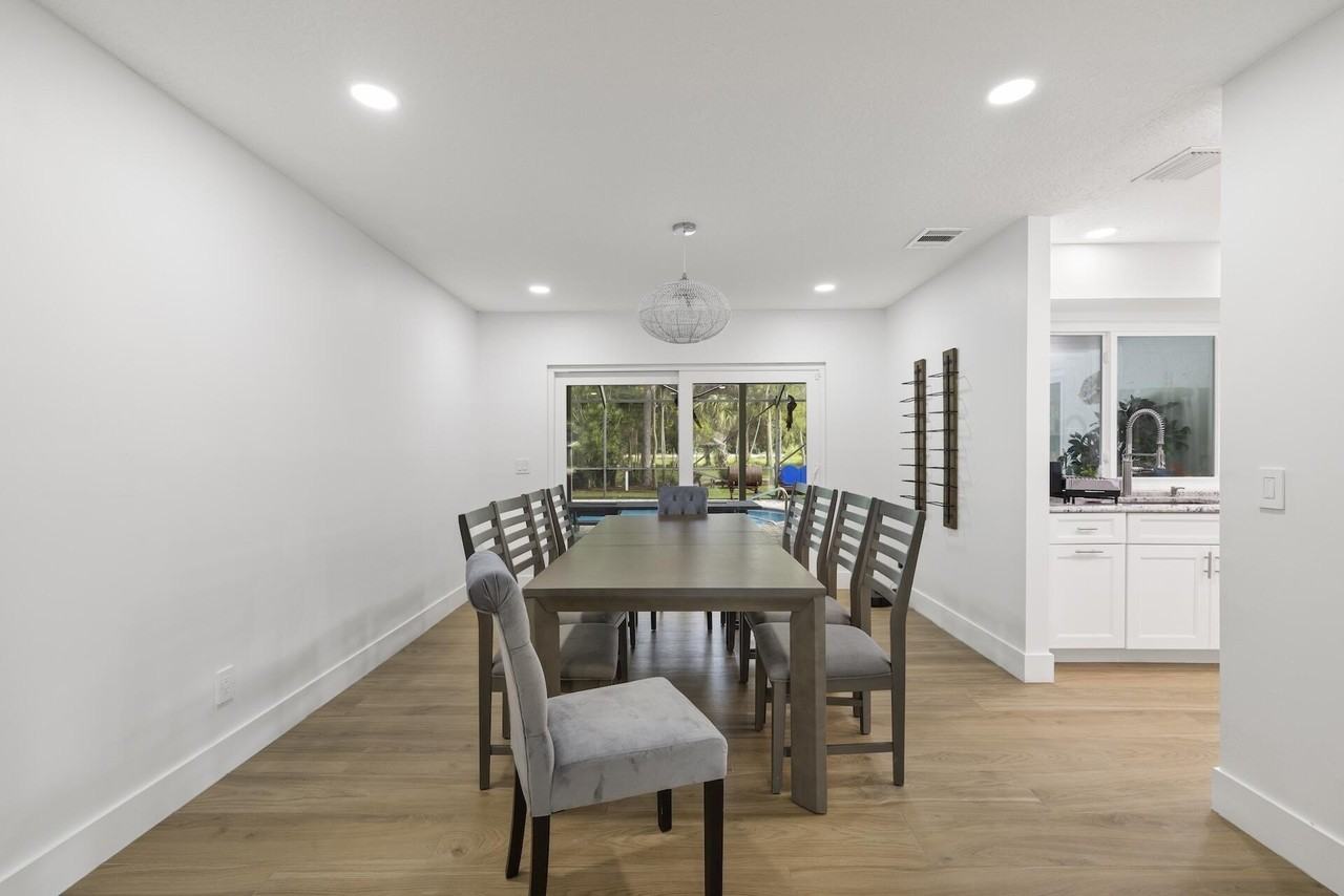 12151 Old Country Rd N - Photo 5 of 28