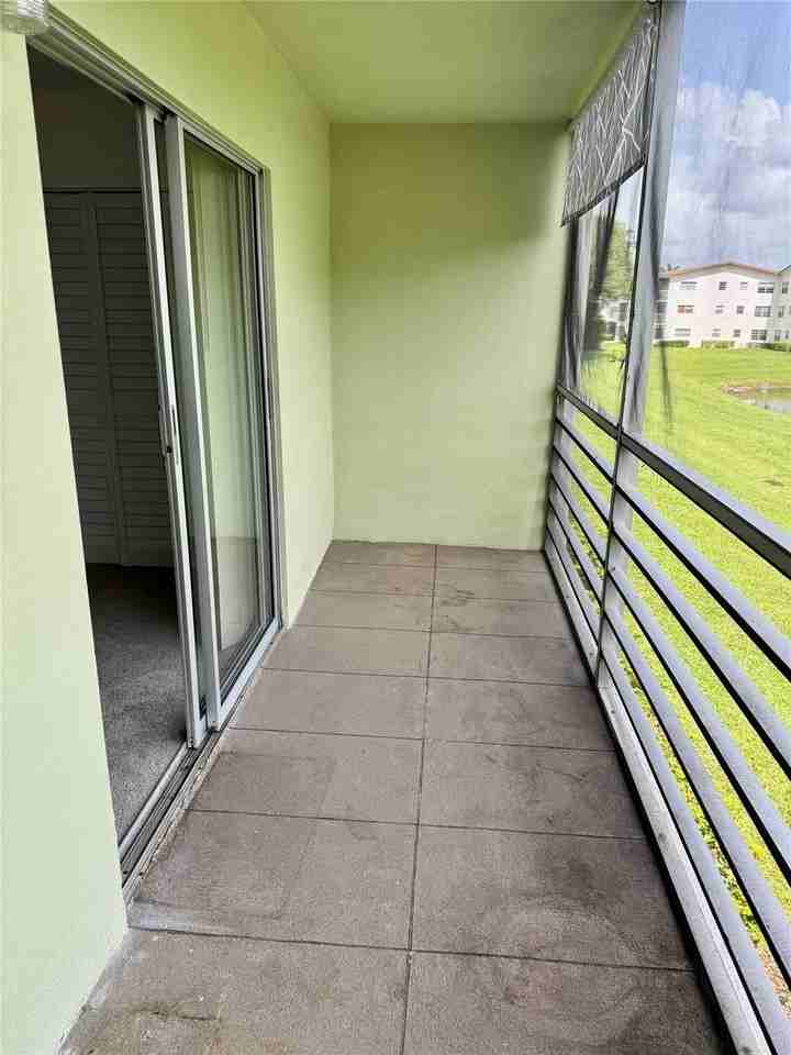 440 Fanshaw K - Photo 6 of 18