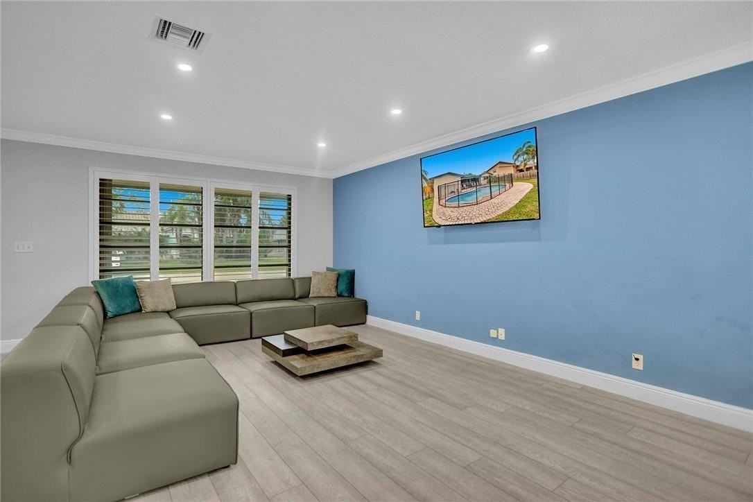 5170 Sw 89th Ter - Photo 4 of 26