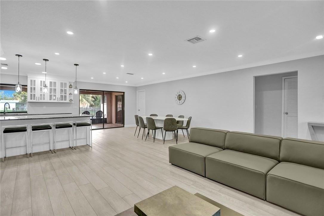 5170 Sw 89th Ter - Photo 6 of 26