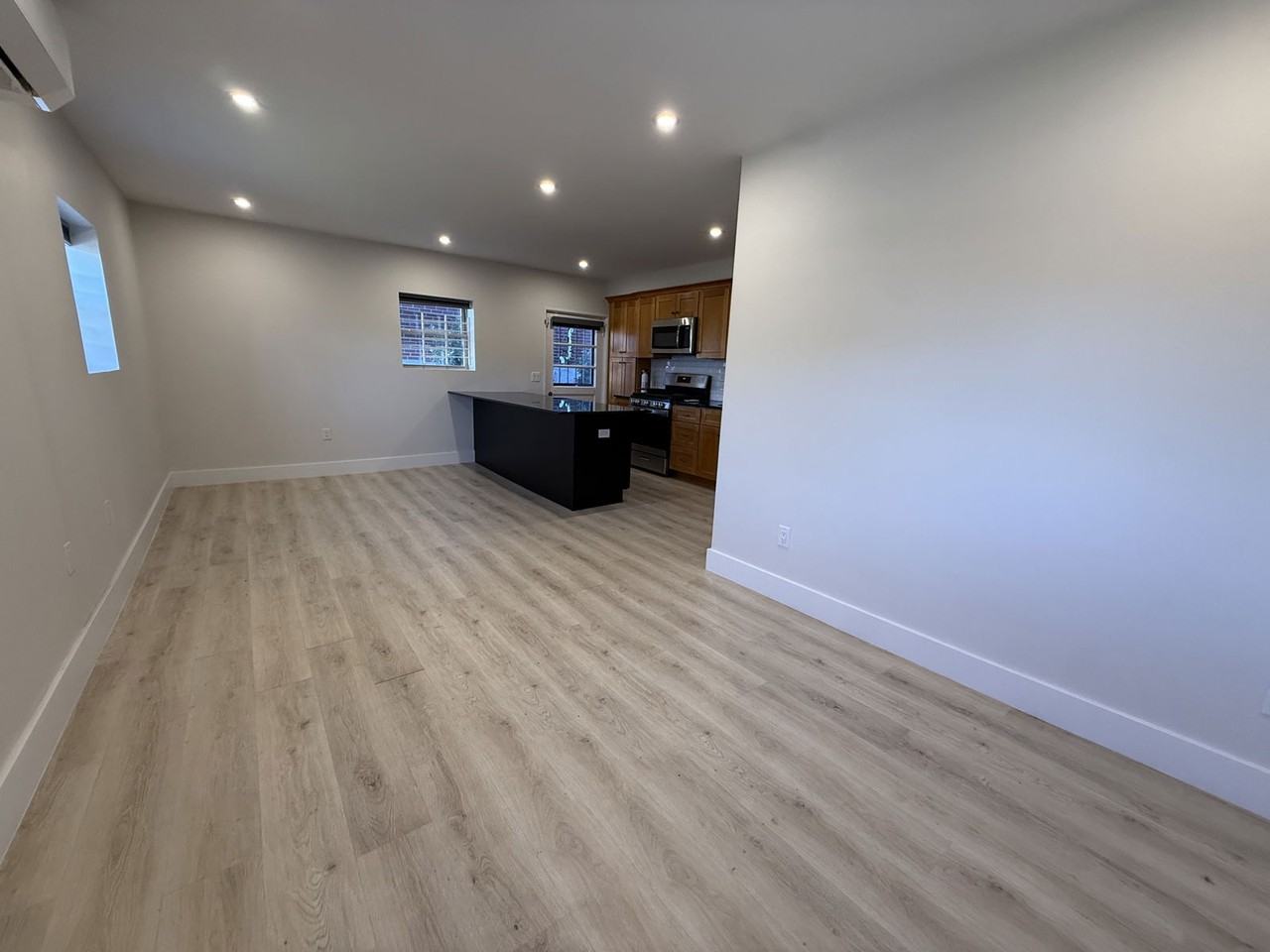 426 Plateau Ave #REAR - Photo 3 of 8