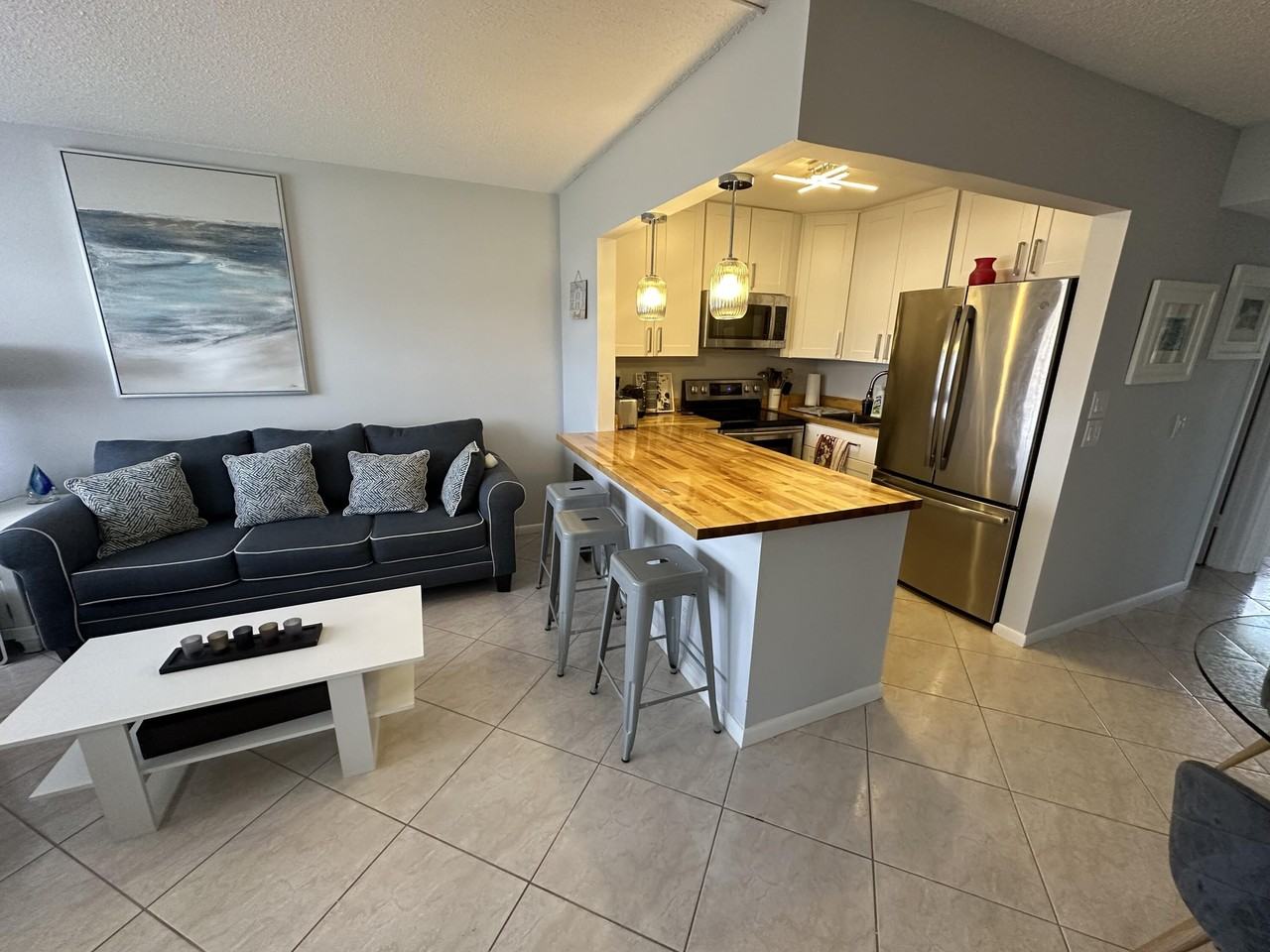 3 Berkshire A - Photo 4 of 17