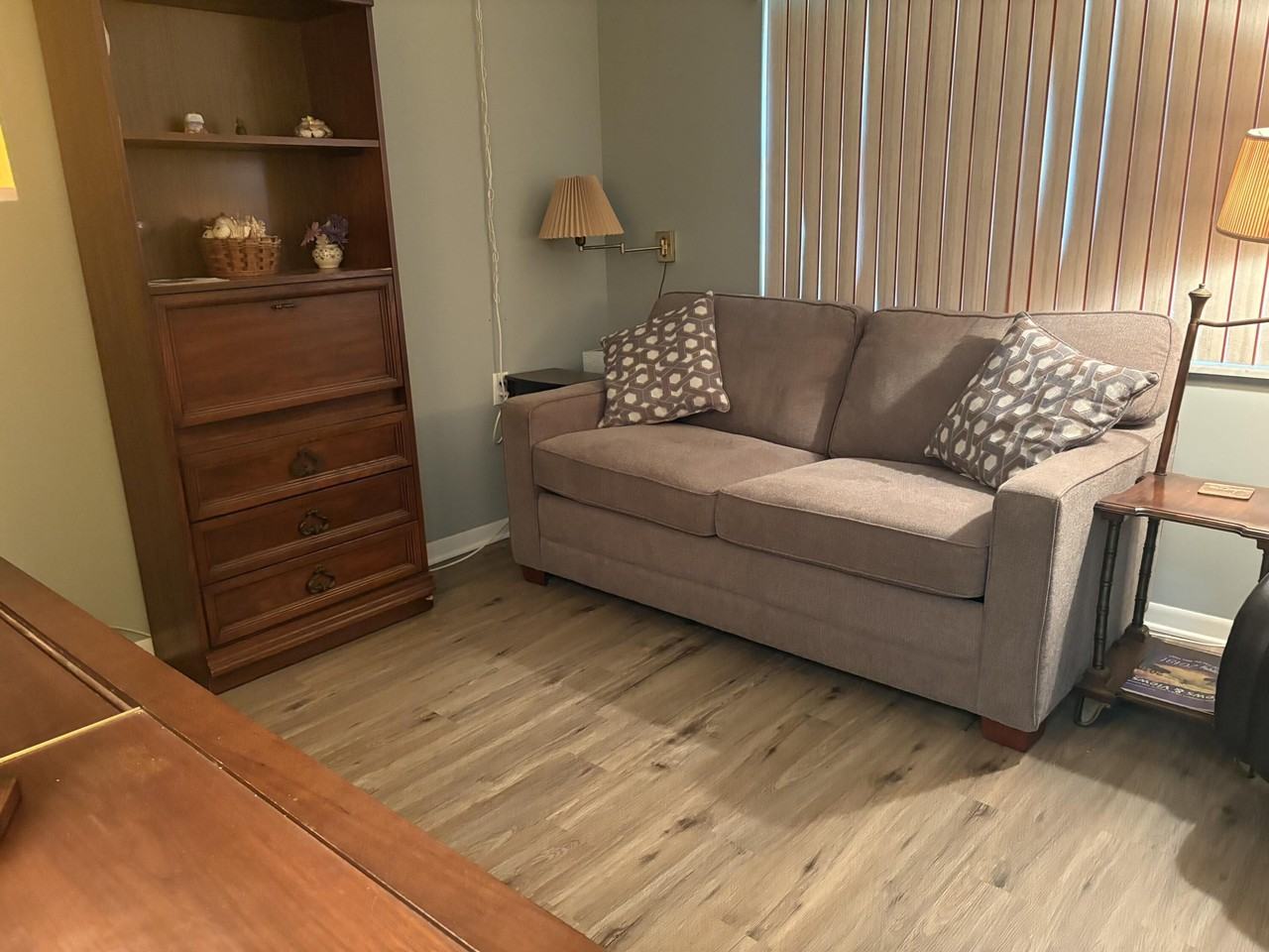 2606 Nassau Bnd Apt B1 - Photo 6 of 21