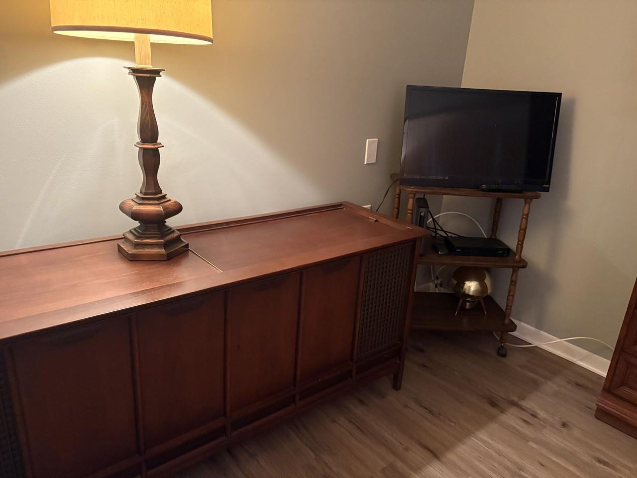 2606 Nassau Bnd Apt B1 - Photo 7 of 21