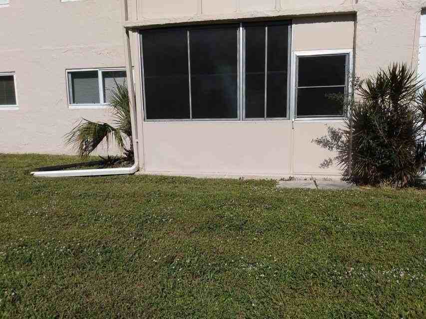 225 Bonnie Blvd Apt 109 - Photo 3 of 5