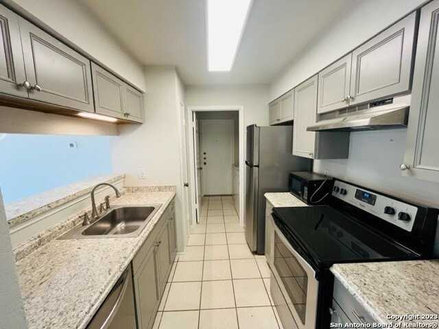 6319 Waddesdon Wood - Photo 2 of 28