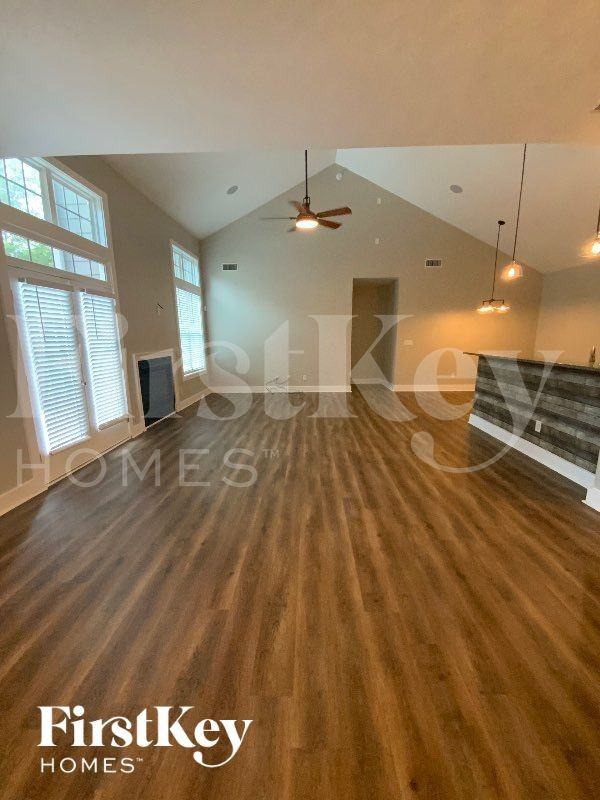 3 Grier Ln - Photo 3 of 11