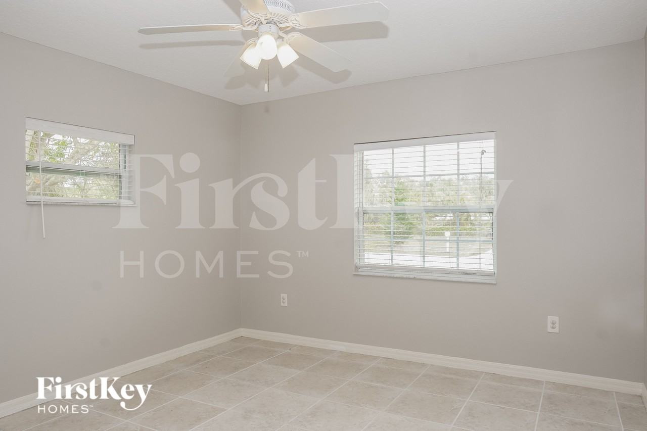 1136 Delmar Ter Ne - Photo 4 of 15