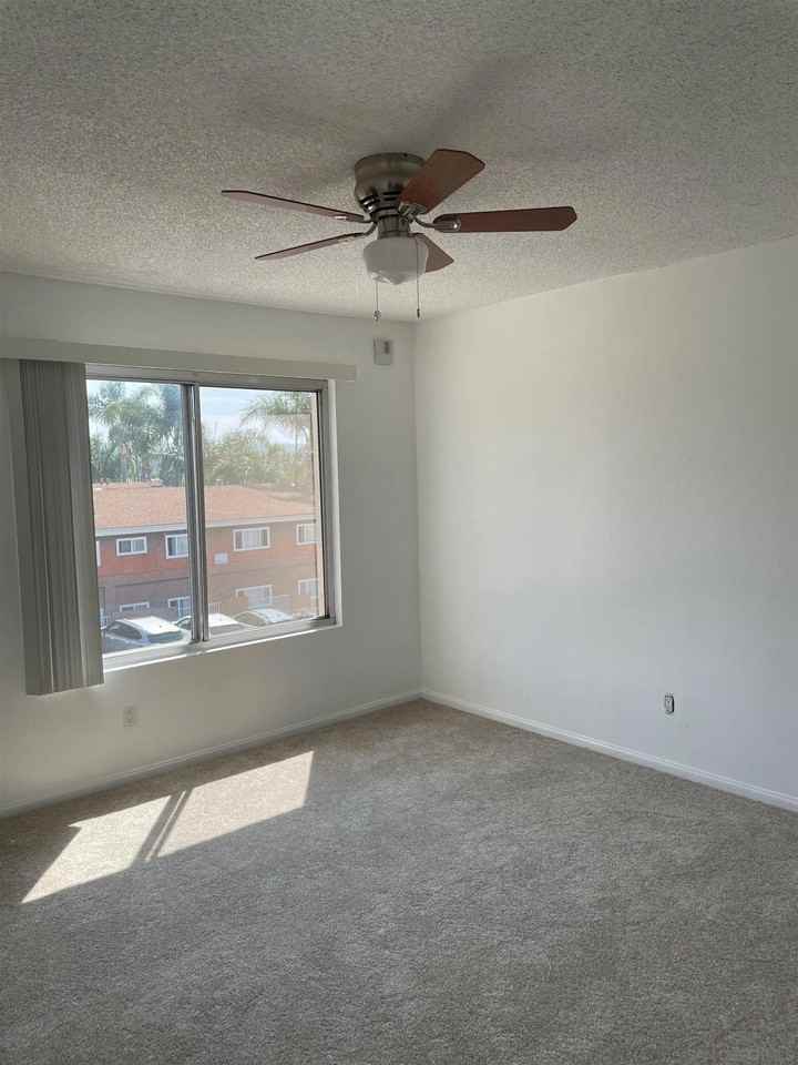 2166 Grand Ave Apt 10 - Photo 6 of 9