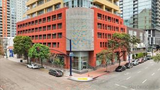 350 W Ash 711 - Photo 1 of 1