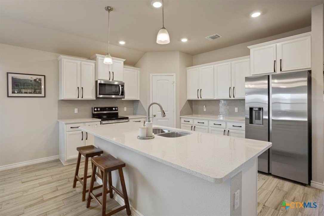 5737 St Charles Dr - Photo 5 of 28