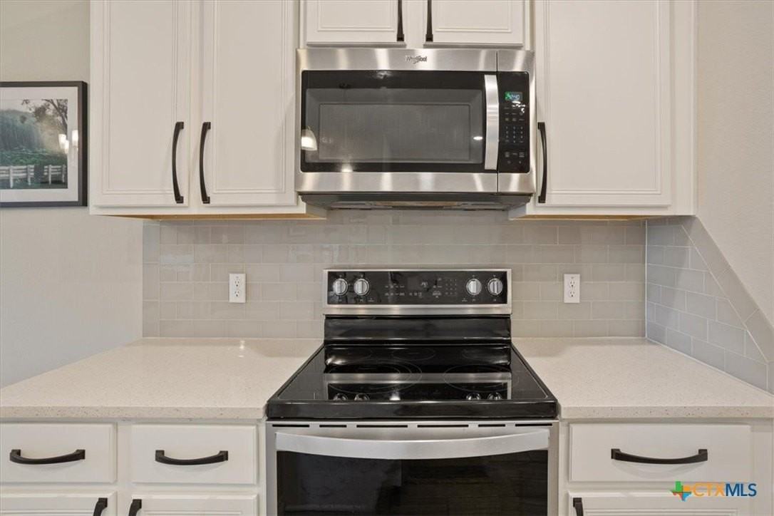 5737 St Charles Dr - Photo 6 of 28