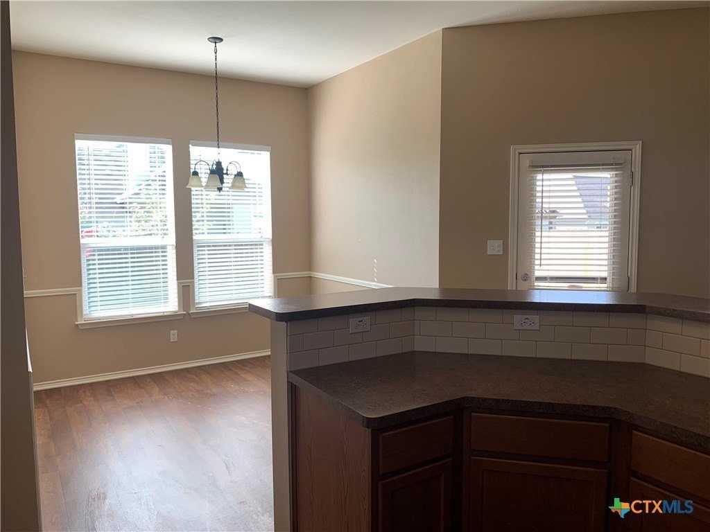 1113 Branchwood Way - Photo 5 of 26