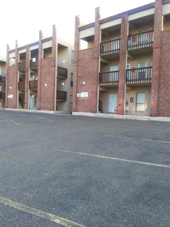 125 E Morningside Dr - Photo 2 of 19